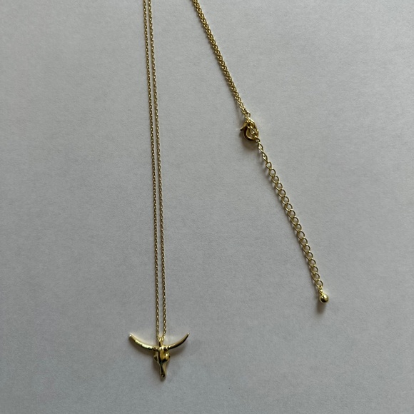 Like New Uncommon James Fighter Necklace (Gold) - Picture 5 of 7